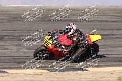 media/Jan-16-2026-CVMA Friday Practice (Fri) [[6f2bf47531]]/3-Racer 2/Session 2 Bowl Entry Pans/